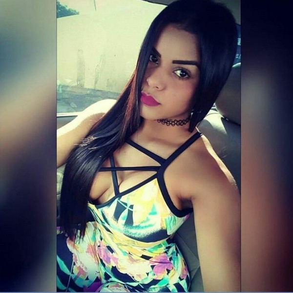 Latina Encima De Mi Se Ve Sexy