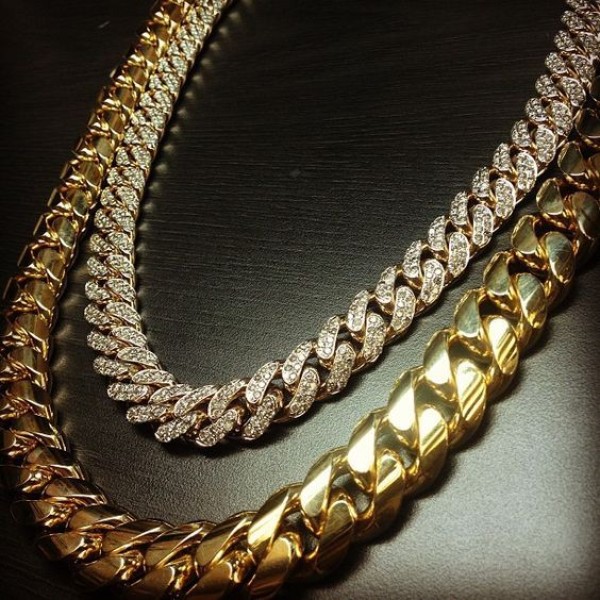 Las Cadenas De Oro